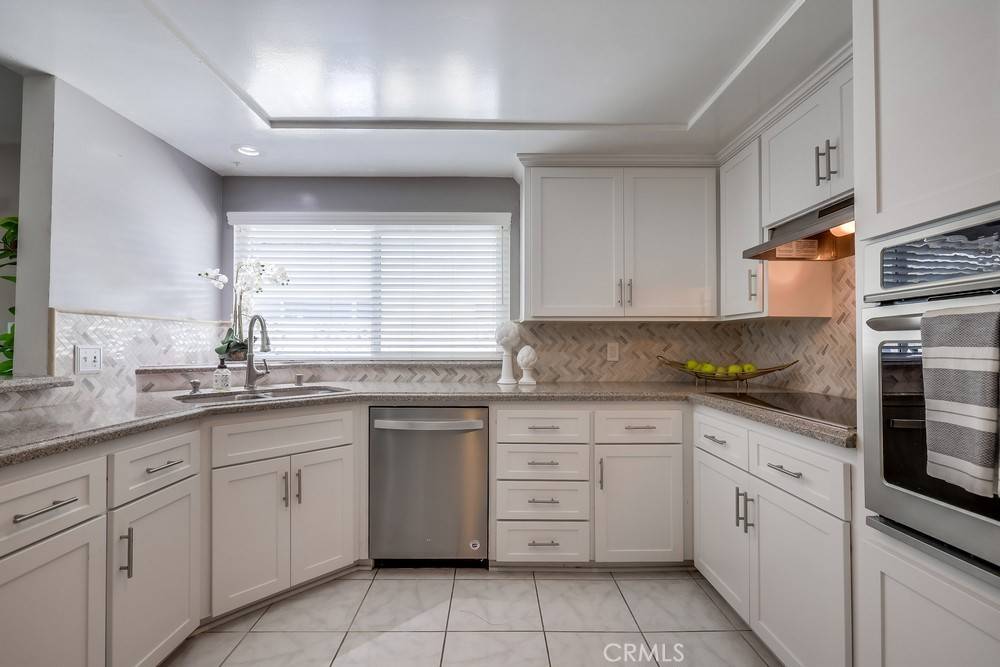 Fullerton, CA 92831,1354 Shadow LN #102
