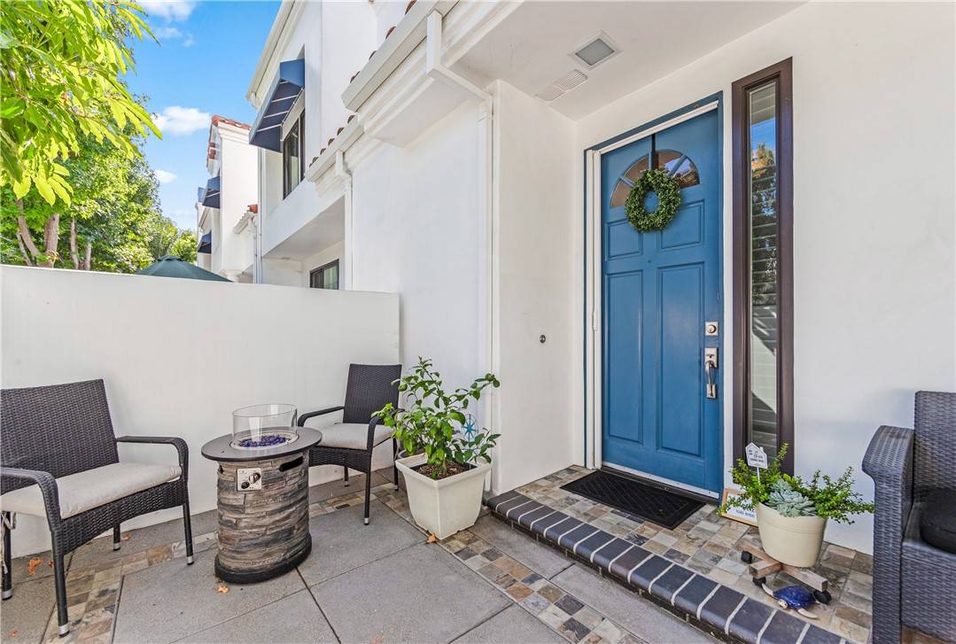Huntington Beach, CA 92648,7371 Seabluff DR #108