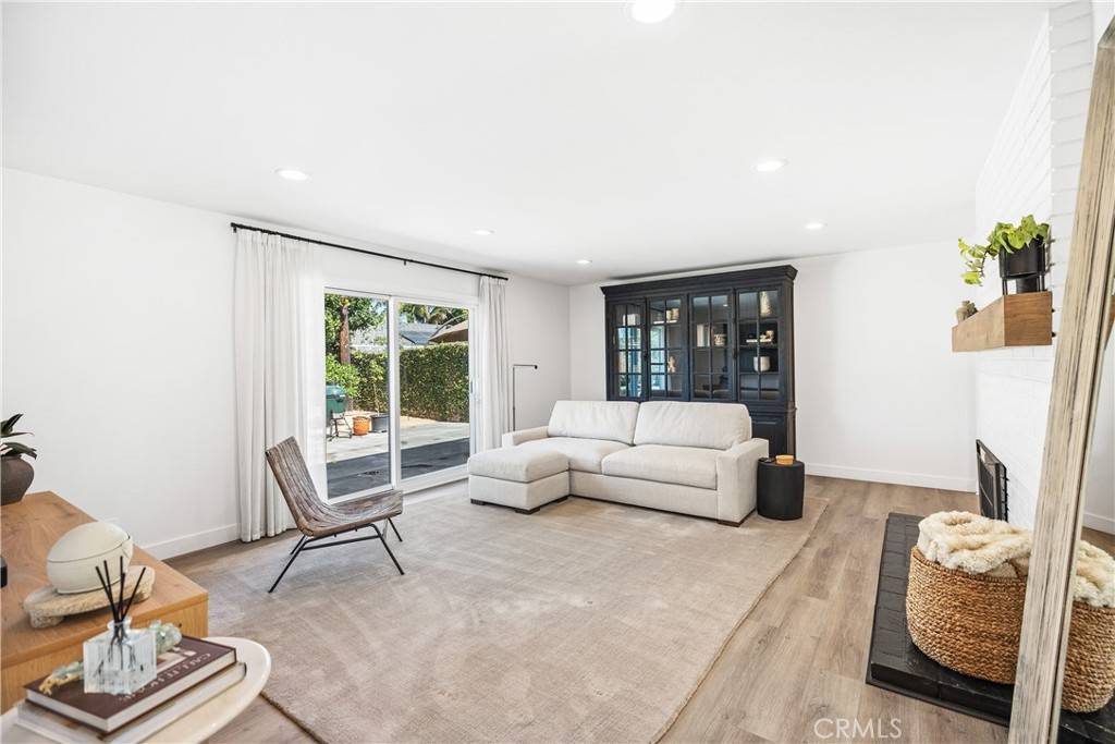 Huntington Beach, CA 92649,16111 Birdie LN