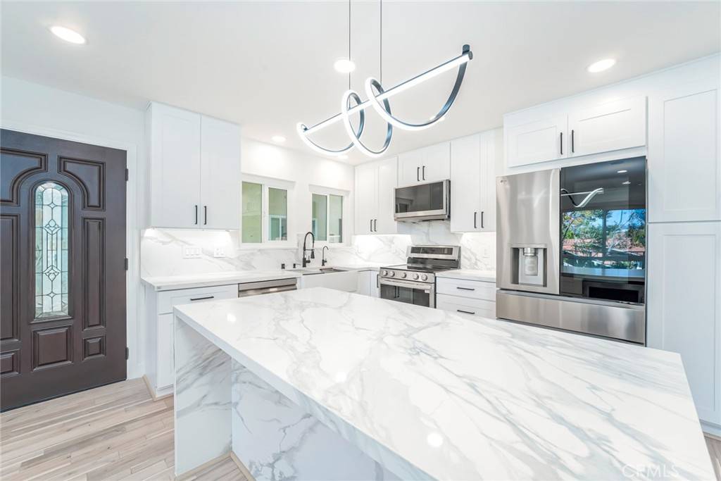 Laguna Woods, CA 92637,2143 Ronda Granada #P