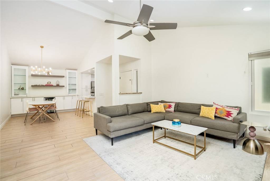 Huntington Beach, CA 92649,16521 Grunion LN #207