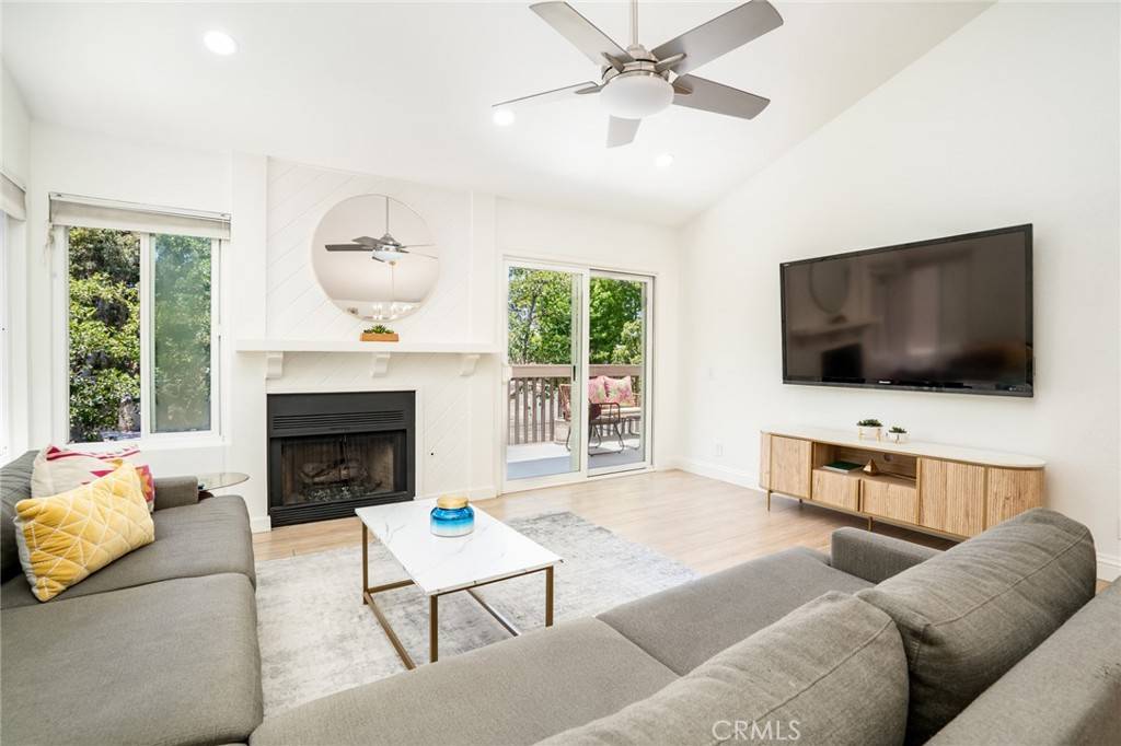 Huntington Beach, CA 92649,16521 Grunion LN #207