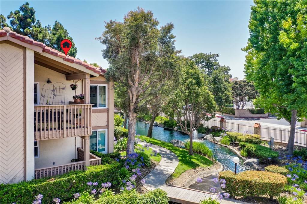Huntington Beach, CA 92649,16521 Grunion LN #207