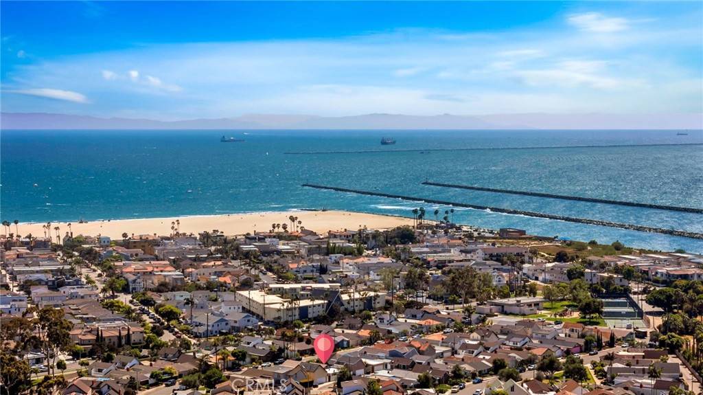 Seal Beach, CA 90740,365 Clipper WAY