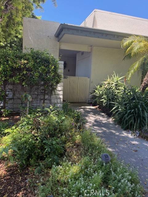 Laguna Woods, CA 92637,2025 Via Mariposa E #D