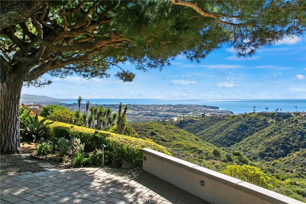 Laguna Niguel, CA 92677,31655 Crystal Sands Drive