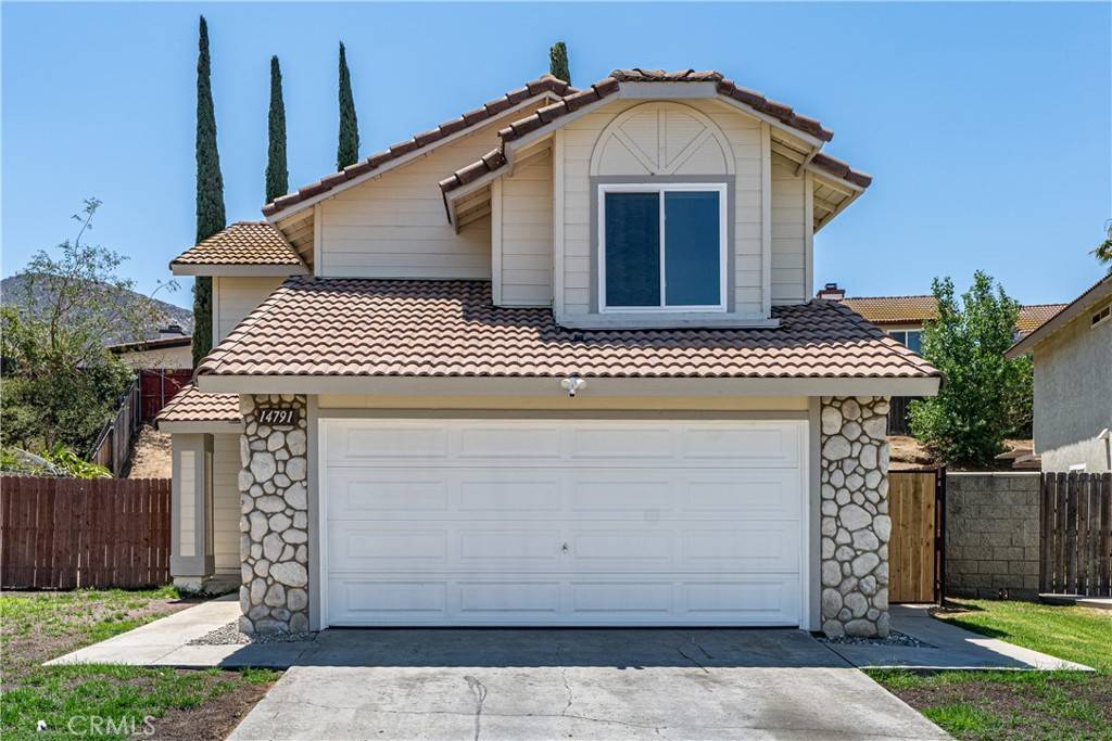 Fontana, CA 92337,14791 Mountain High DR