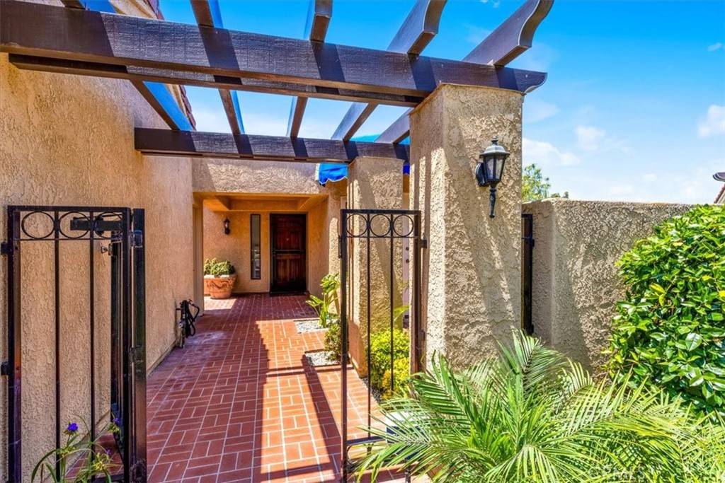 San Juan Capistrano, CA 92675,32101 Via Flores #76