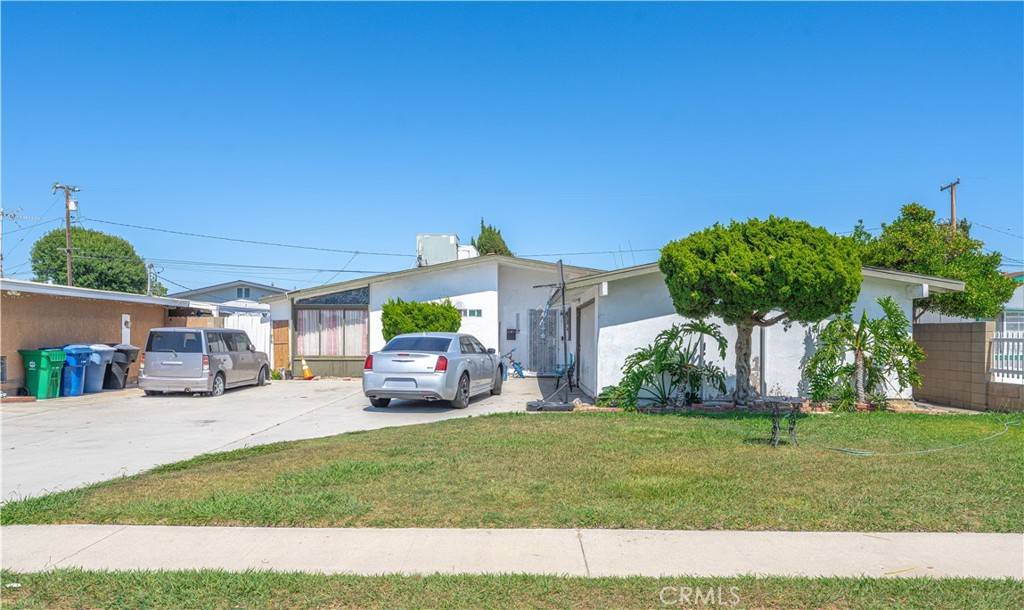 Westminster, CA 92683,13572 Sutter DR