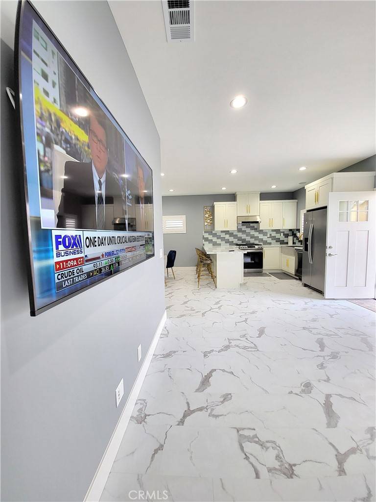 Westminster, CA 92683,15790 las flores st