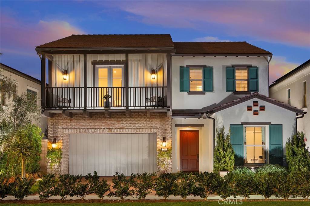 Irvine, CA 92618,112 Oakstone