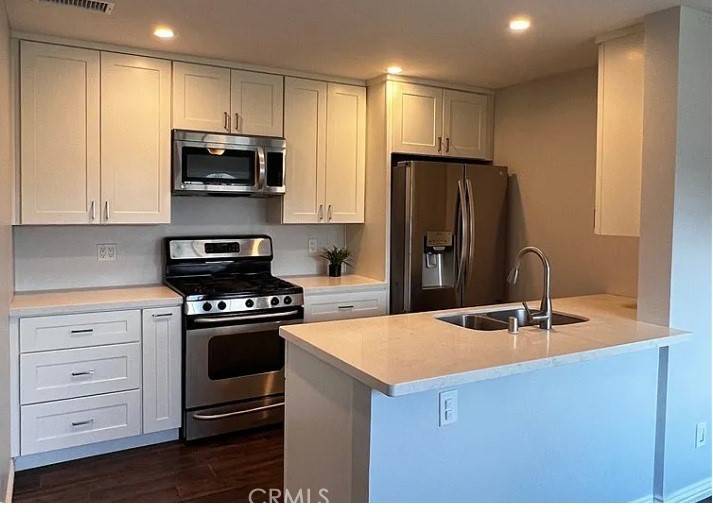 La Mirada, CA 90638,15225 Santa Gertrudes AVE #P102