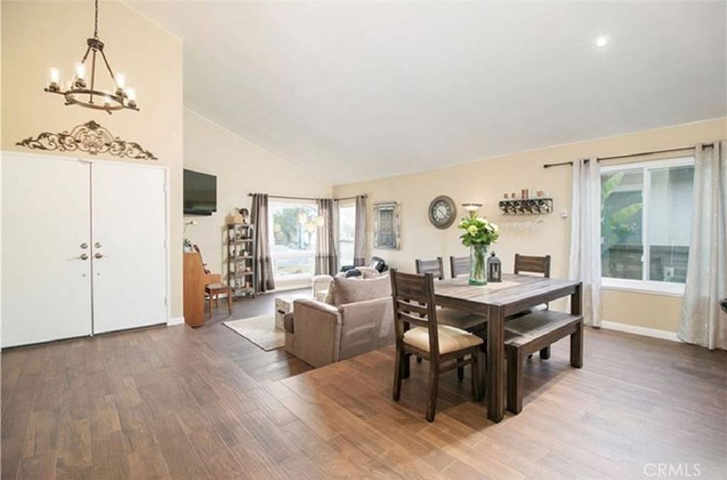 Lake Forest, CA 92630,25491 2nd ST