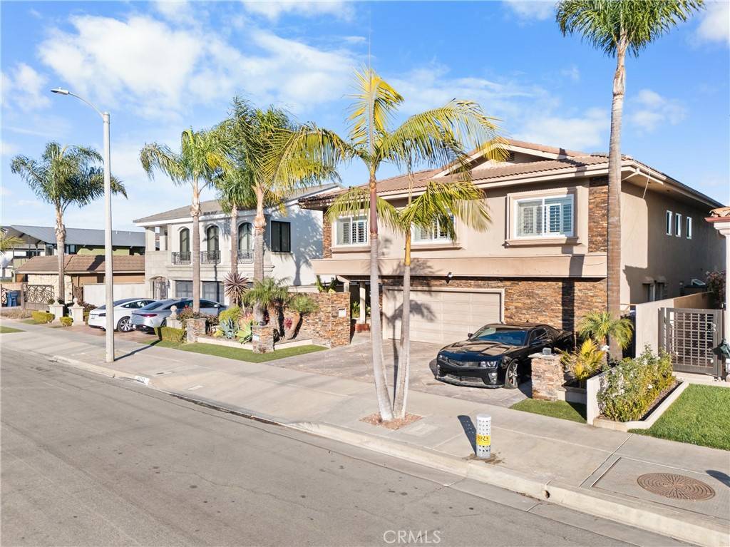 Huntington Beach, CA 92649,16712 Baruna LN