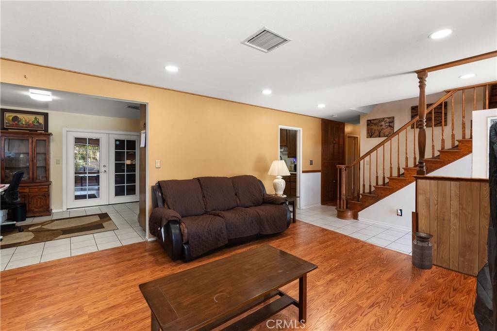 Huntington Beach, CA 92646,18021 Gulf LN