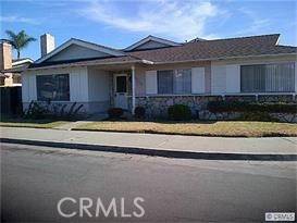 Huntington Beach, CA 92647,16582 Sabot LN
