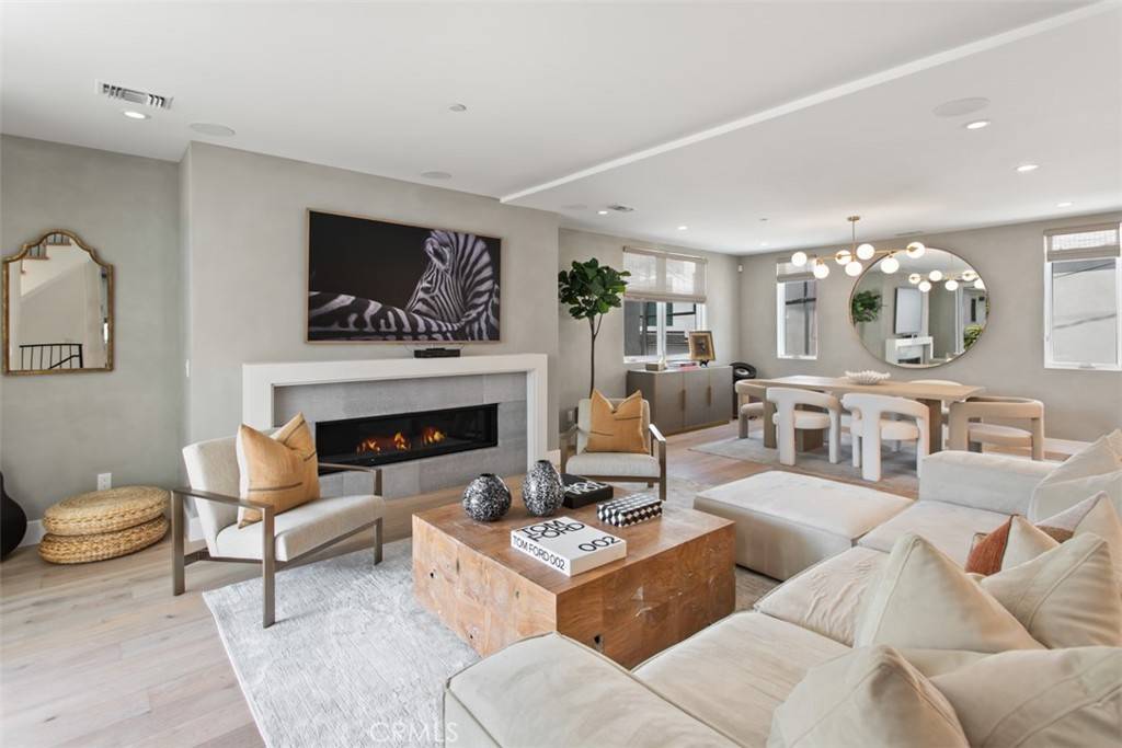Corona Del Mar, CA 92625,319 1/2 Jasmine AVE