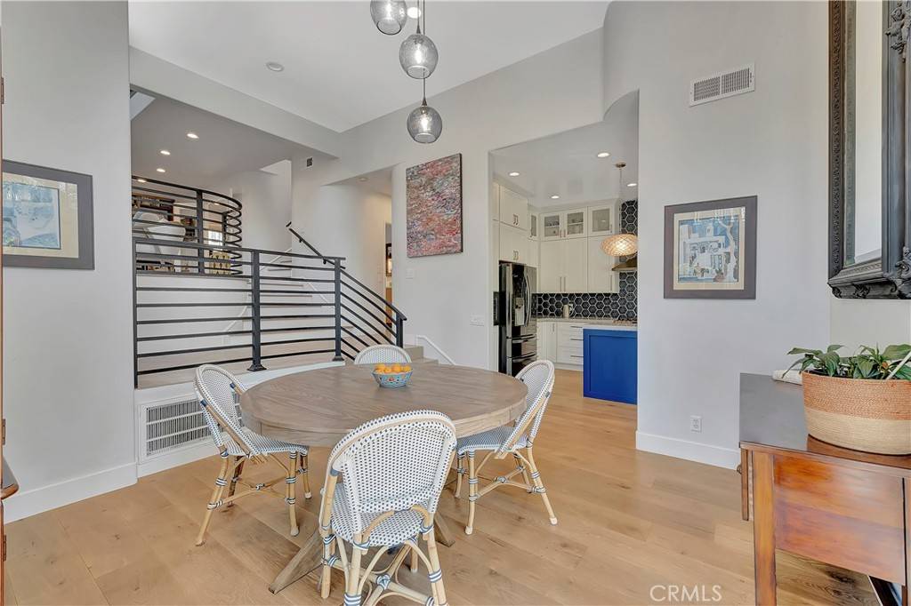 Huntington Beach, CA 92648,19325 Peachtree LN