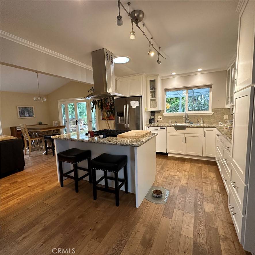 San Luis Obispo, CA 93405,1662 Royal WAY