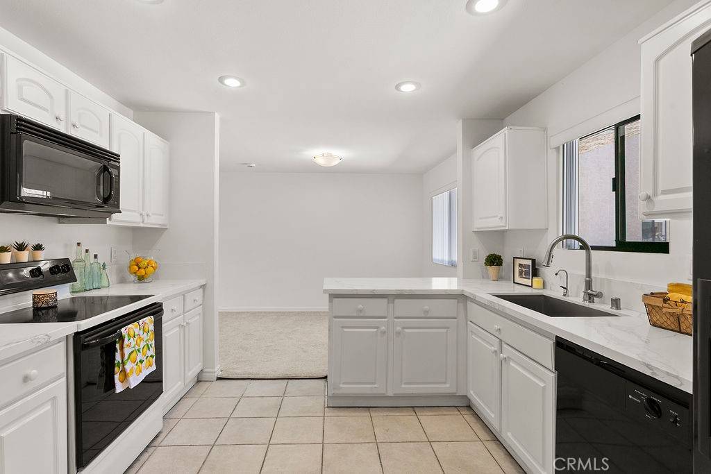 Seal Beach, CA 90740,12400 Montecito RD #222