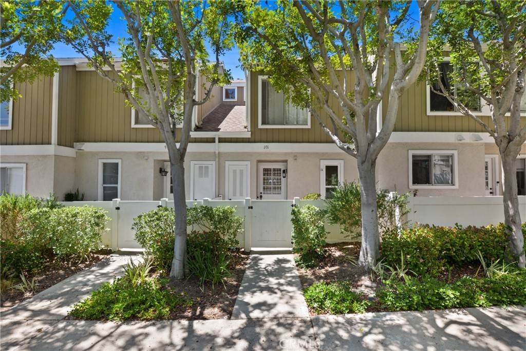 Aliso Viejo, CA 92656,101 Abbeywood LN