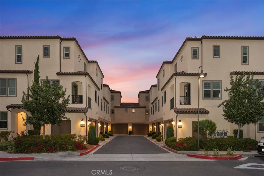 Oceanside, CA 92056,4366 Pacifica WAY #7