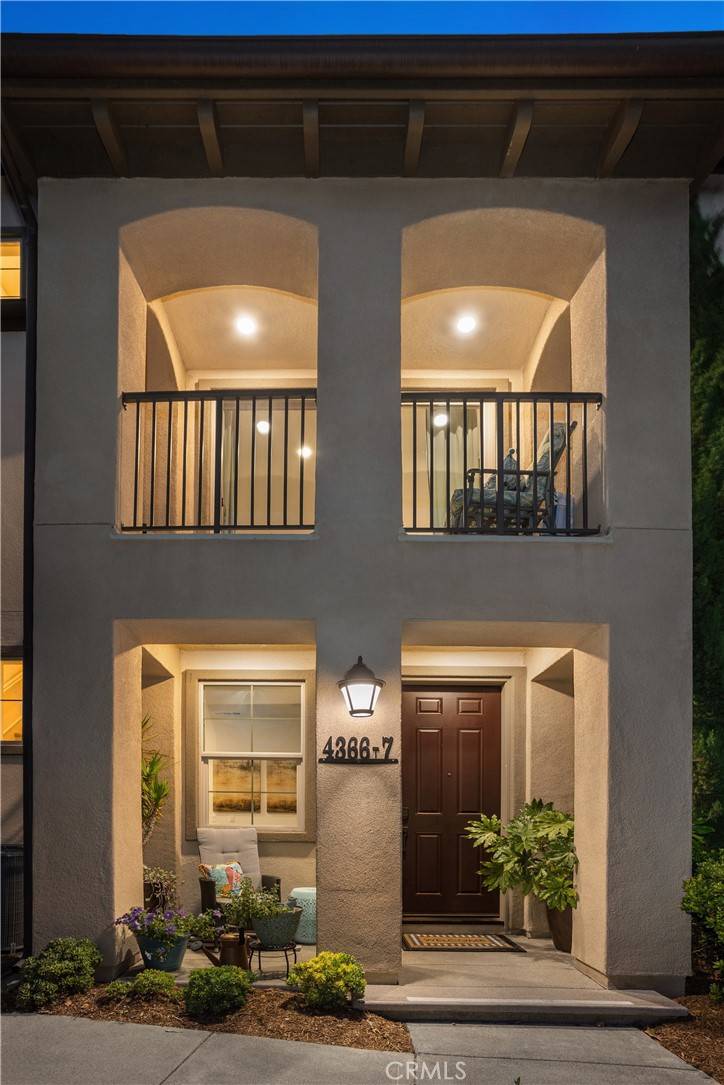 Oceanside, CA 92056,4366 Pacifica WAY #7
