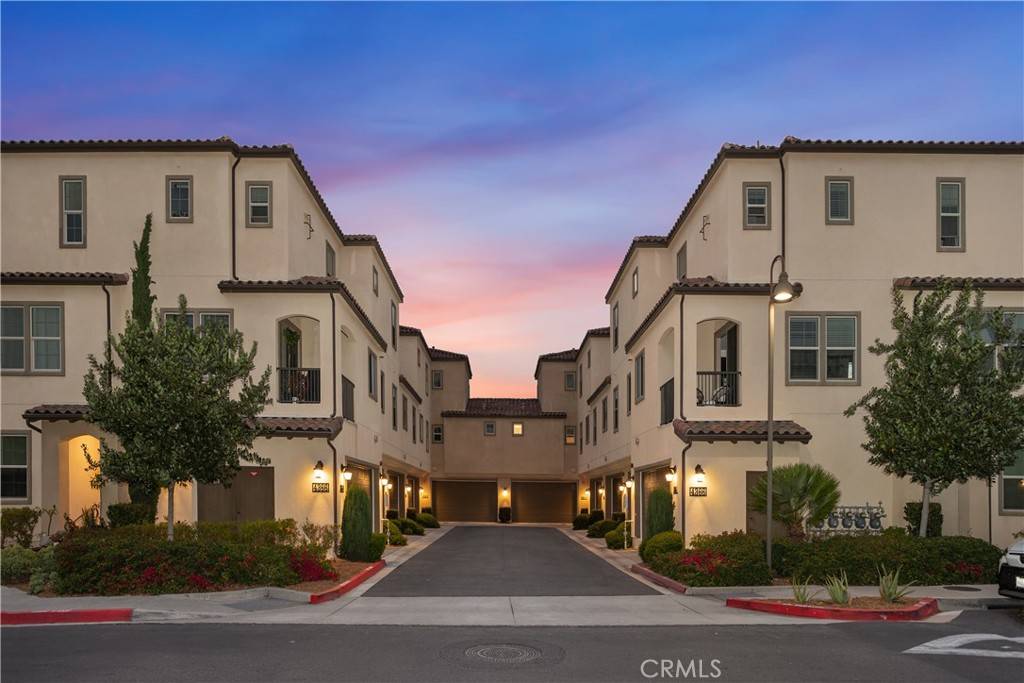 Oceanside, CA 92056,4366 Pacifica WAY #7