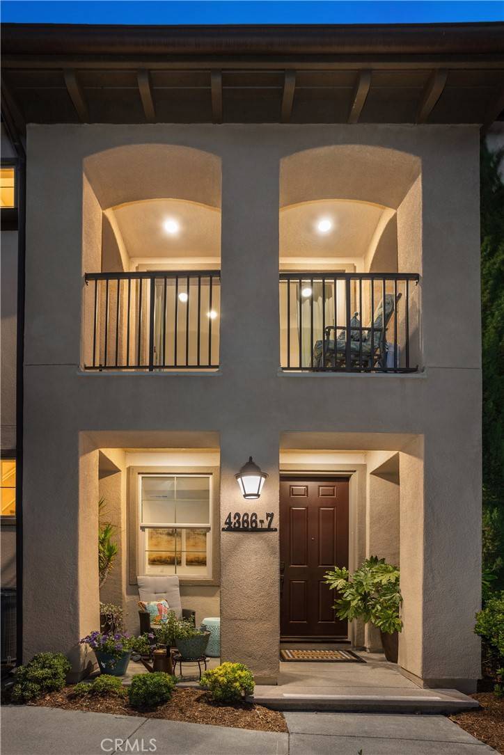 Oceanside, CA 92056,4366 Pacifica WAY #7
