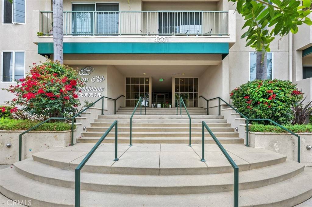 Sherman Oaks, CA 91403,4501 Cedros AVE #338
