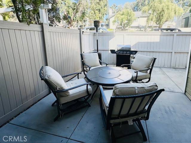 Yorba Linda, CA 92887,6080 Cape Cod LN #54