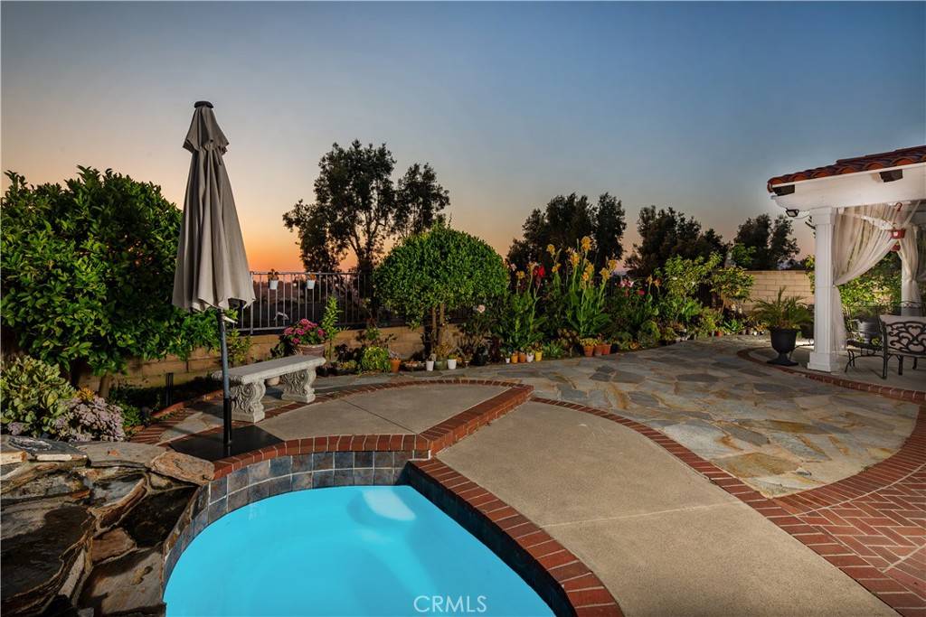 Mission Viejo, CA 92692,26271 Ganiza