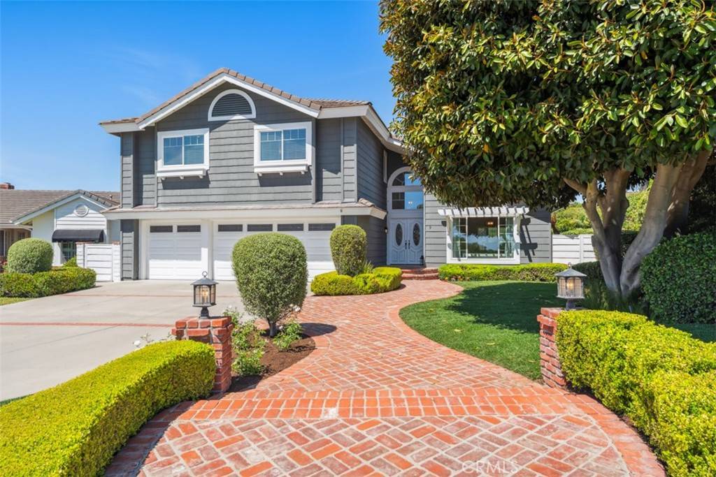 Laguna Niguel, CA 92677,9 Phillips Circle