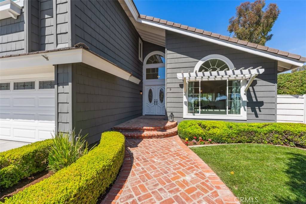 Laguna Niguel, CA 92677,9 Phillips Circle