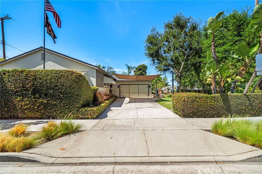 Anaheim, CA 92801,821 N Magnolia AVE