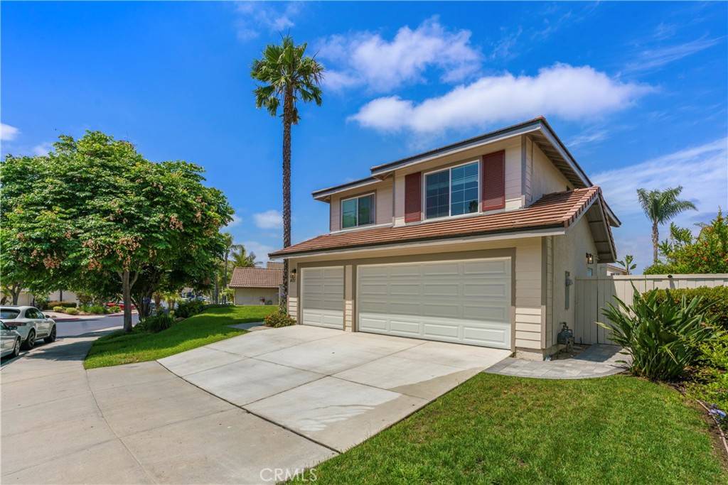 Oceanside, CA 92057,401 Lupine WAY
