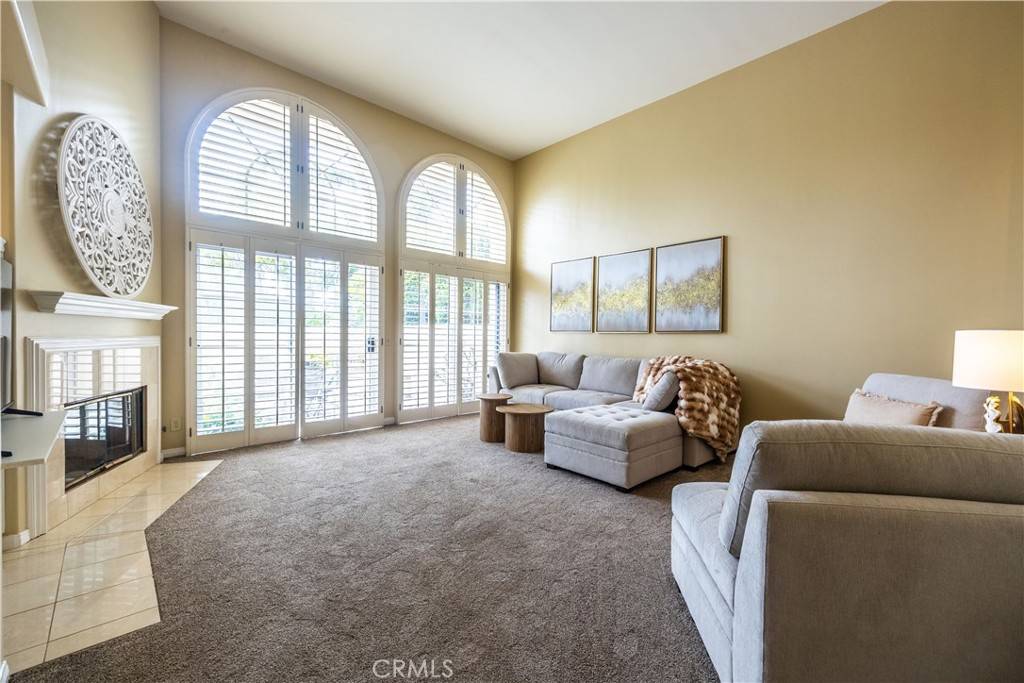 Huntington Beach, CA 92648,19341 Sawgrass LN