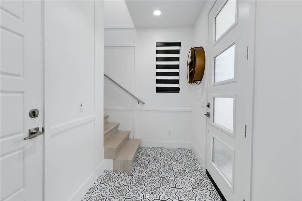 Rancho Cucamonga, CA 91730,11005 Deckhouse DR