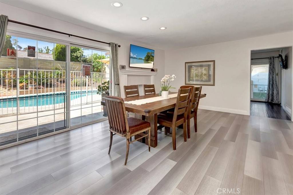 Mission Viejo, CA 92691,25391 Classic DR