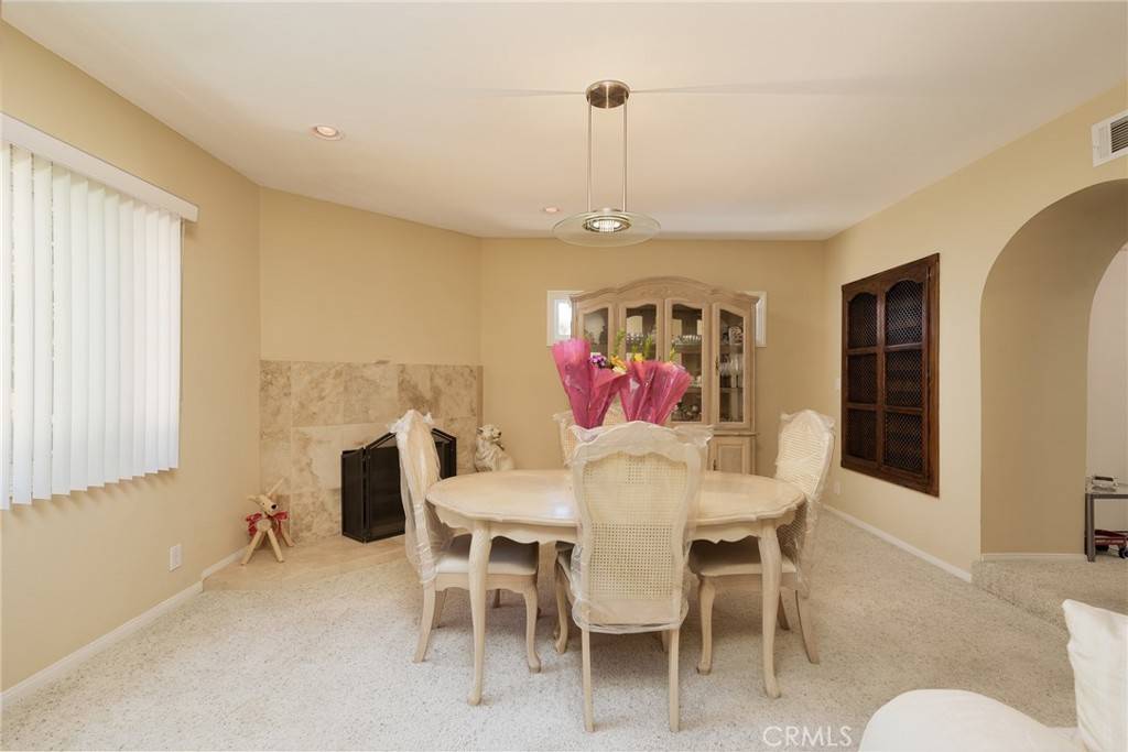 Harbor City, CA 90710,1217 Woodbury DR