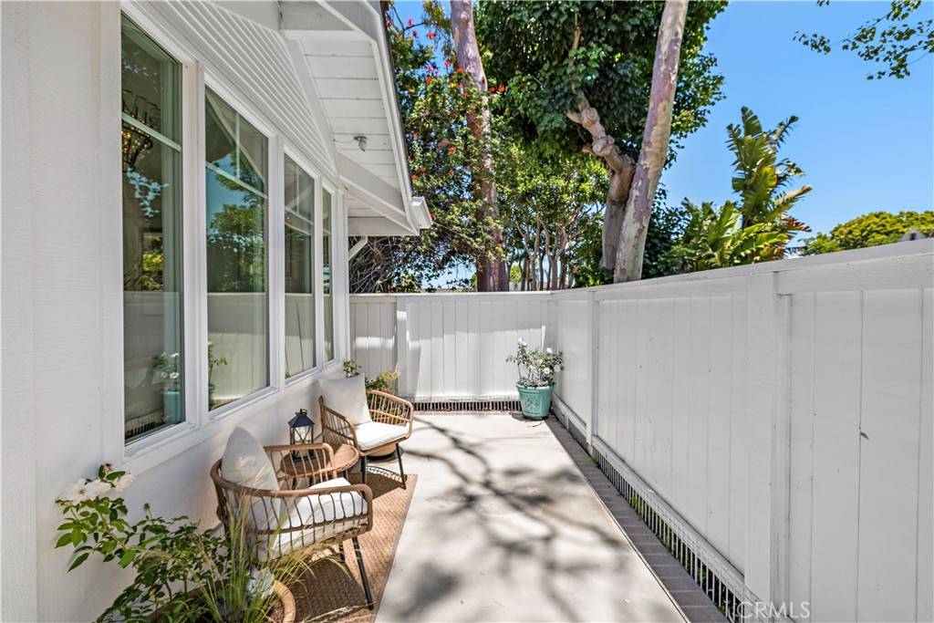 Newport Beach, CA 92660,1119 Grove LN
