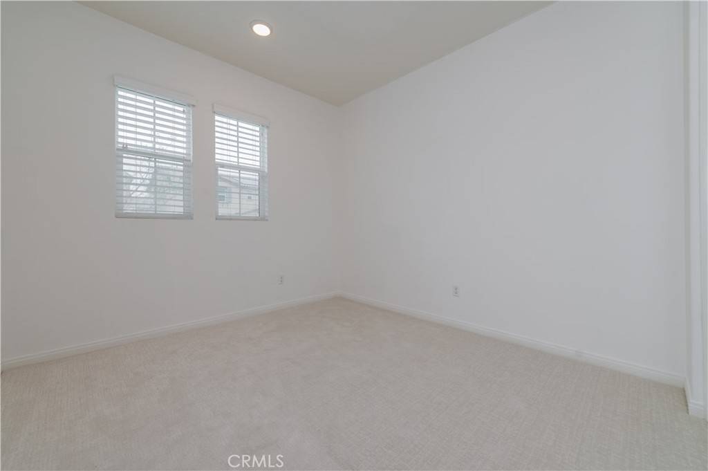Corona, CA 92883,24716 Acadia DR