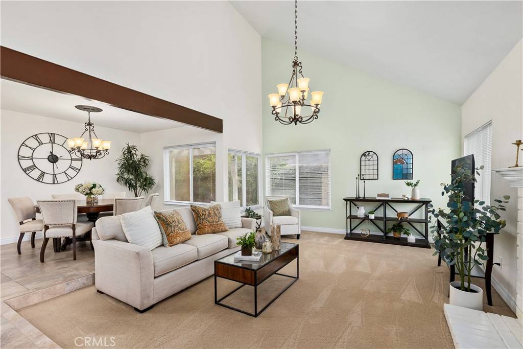 Costa Mesa, CA 92626,937 Carnation AVE