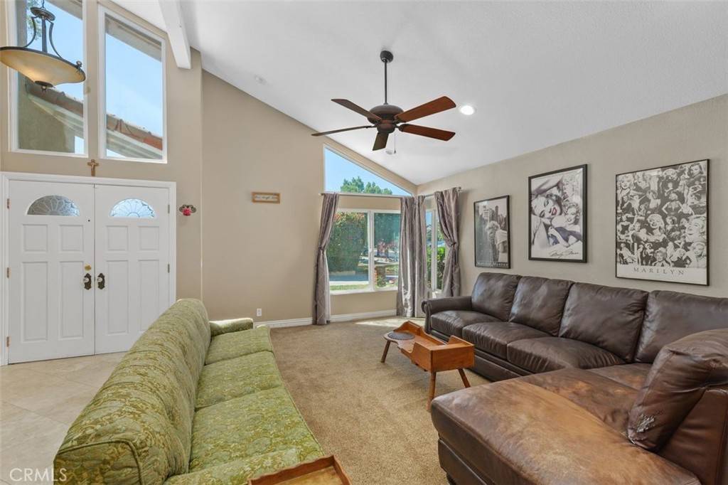 Lake Forest, CA 92630,24682 Via Tequila