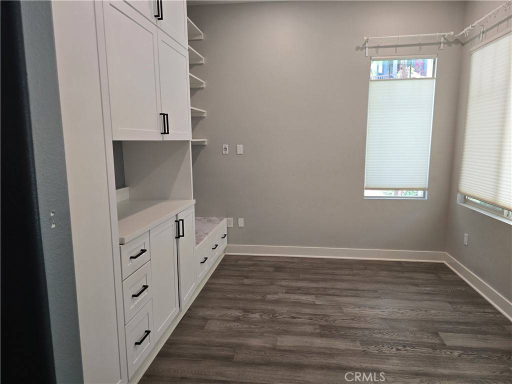 Irvine, CA 92618,128 Catalyst