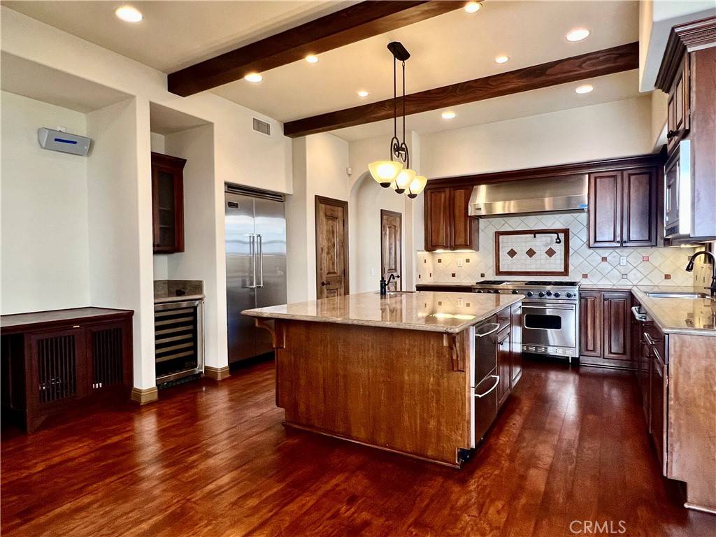 Huntington Beach, CA 92648,323 13th ST