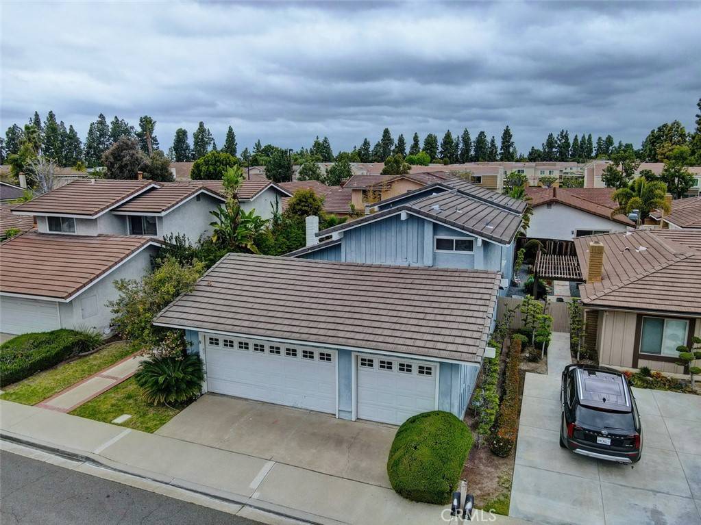 Irvine, CA 92604,8 Sparrowhawk