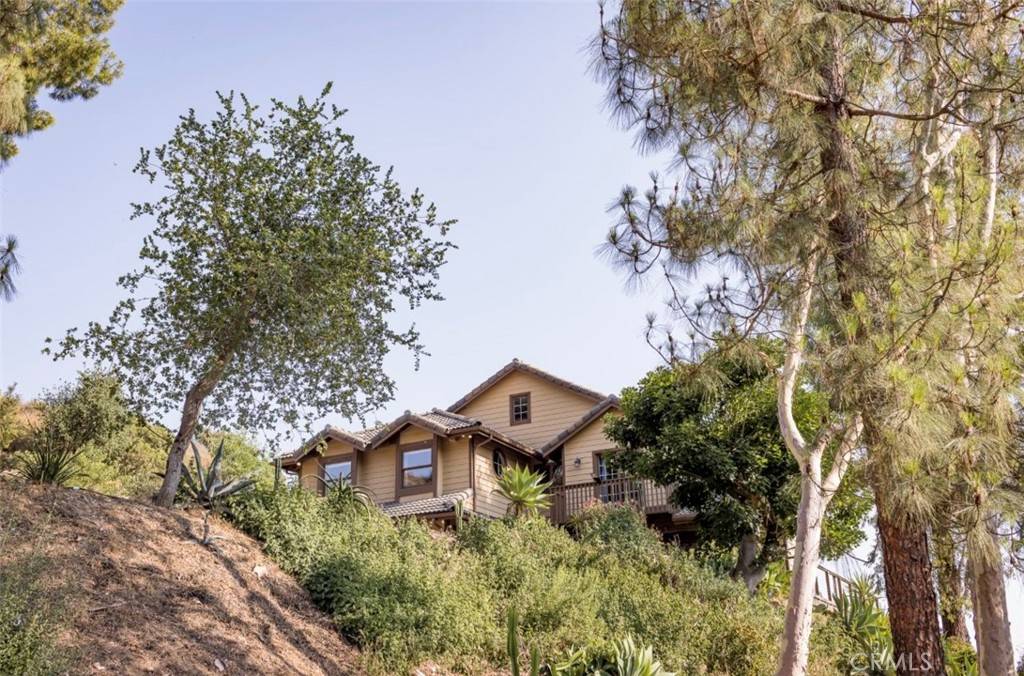 Trabuco Canyon, CA 92679,19332 Oakie Doakie