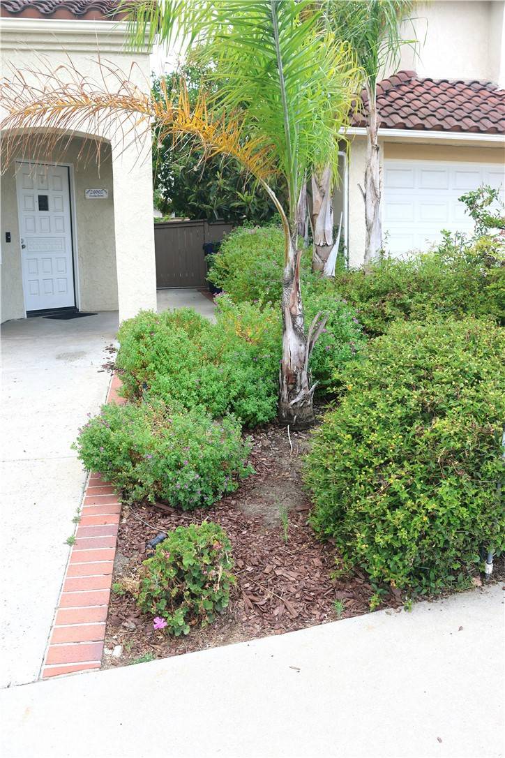 Lake Forest, CA 92630,26002 Dundee DR