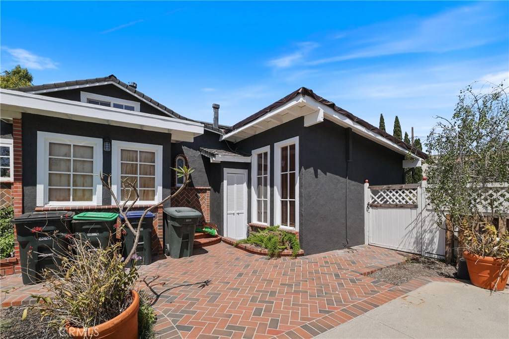 Costa Mesa, CA 92627,2642 Westminster PL